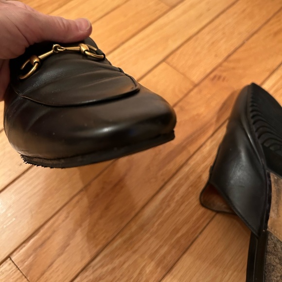 Gucci Princetown Leather Slides - Authentic - Picture 5 of 5